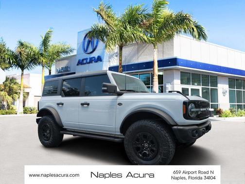 Oxford White 2023 Ford Bronco Wildtrak