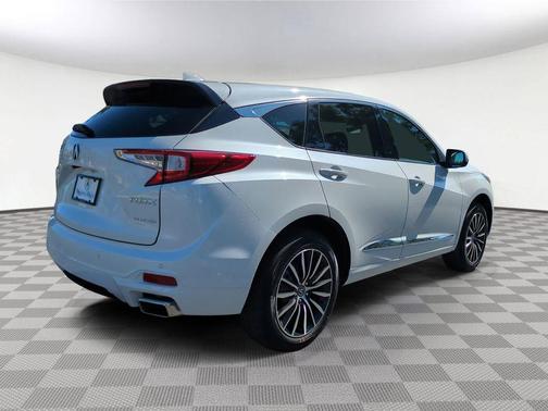 Platinum White Pearl 2026 Acura RDX Advance Package
