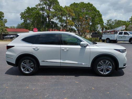 Platinum White Pearl 2026 Acura MDX Standard