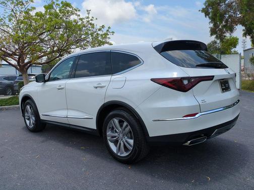 Platinum White Pearl 2026 Acura MDX Standard