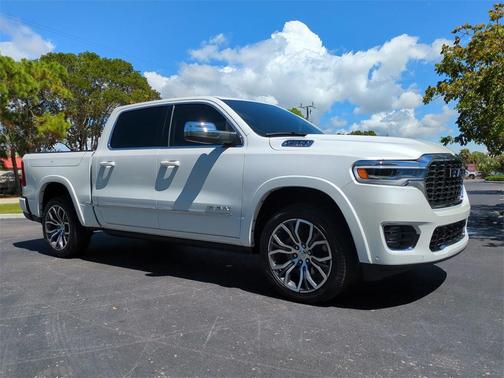 2025 RAM 1500 ST