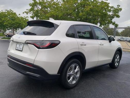 2023 Honda HR-V LX