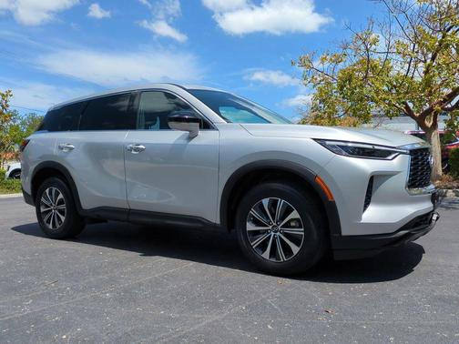 2023 INFINITI QX60 Pure