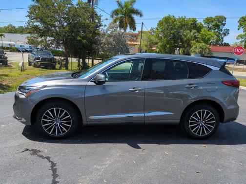 Liquid Carbon Metallic 2026 Acura RDX Advance Package