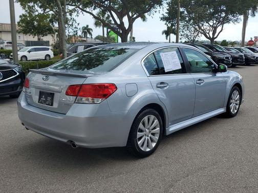 Ice Silver Metallic 2012 Subaru Legacy Premium