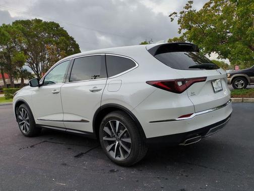Platinum White Pearl 2026 Acura MDX Technology Package