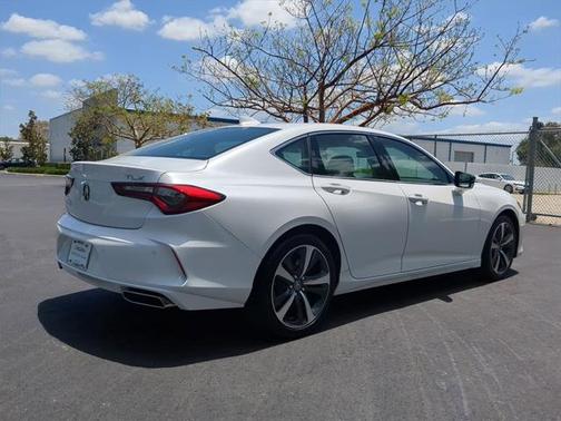 2025 Acura TLX Technology