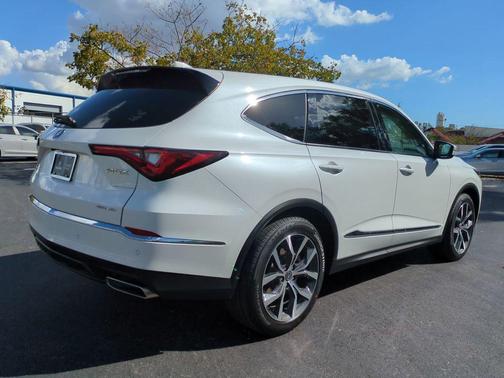 2022 Acura MDX Technology Package