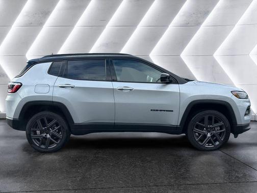 Silver Zynith 2026 Jeep Compass Limited