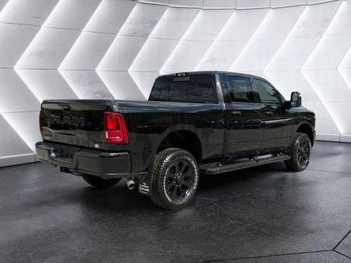 Diamond Black 2026 RAM 2500 Big Horn