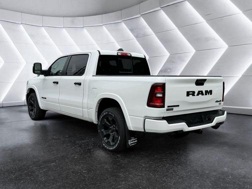 Bright White Clearcoat 2026 RAM 1500 Big Horn/Lone Star