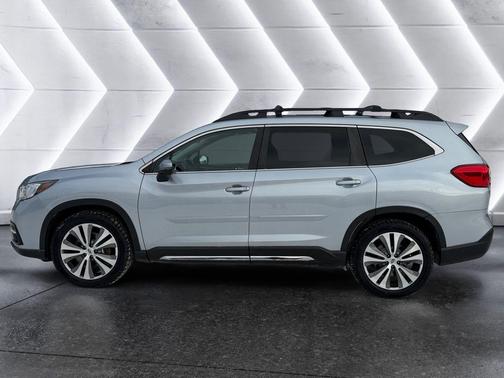 Ice Silver Metallic 2021 Subaru Ascent Limited 7-Passenger