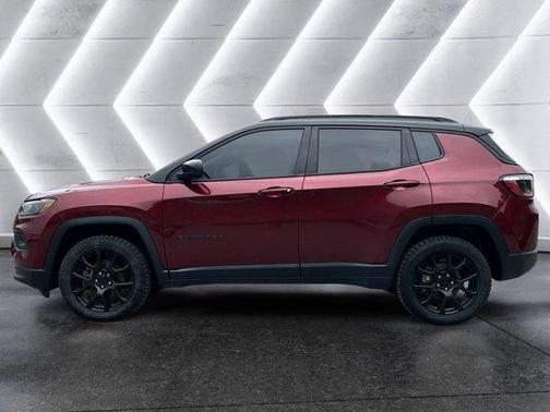 2022 Jeep Compass Altitude