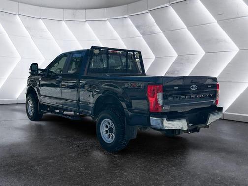 2022 Ford F-350 XL