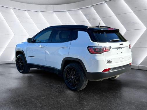 2023 Jeep Compass Altitude