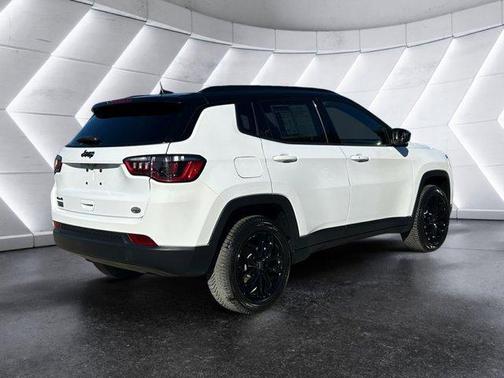 2023 Jeep Compass Altitude