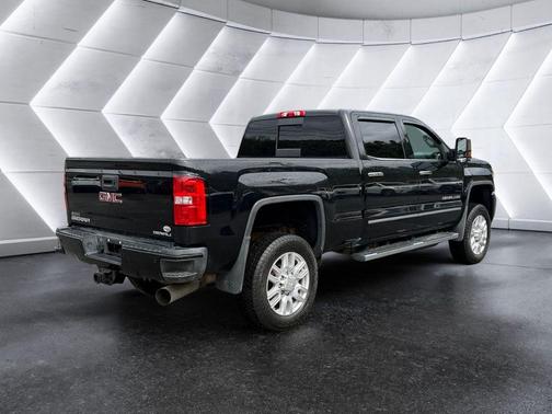 Onyx Black 2018 GMC Sierra 3500 Denali