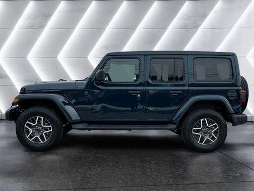 2025 Jeep Wrangler Sahara