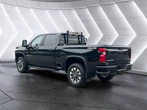 2022 Chevrolet Silverado 2500 Custom