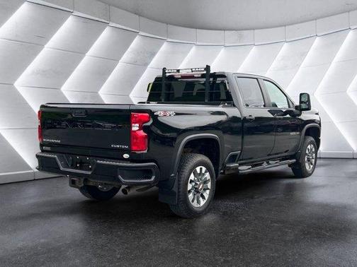 2022 Chevrolet Silverado 2500 Custom