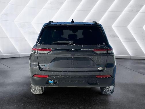 2023 Jeep Grand Cherokee 4xe Trailhawk