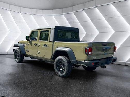 2025 Jeep Gladiator Sport