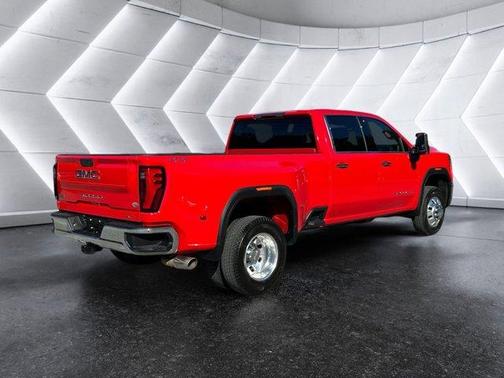 2024 GMC Sierra 3500 SLT