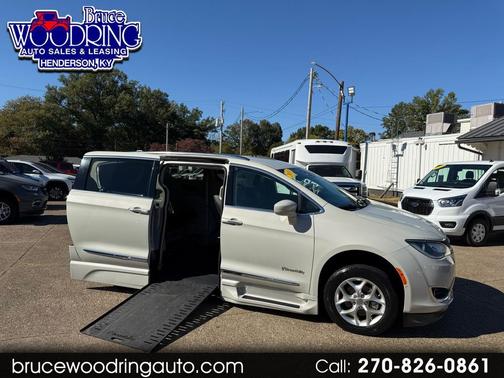 2019 Chrysler Pacifica Touring-L Plus