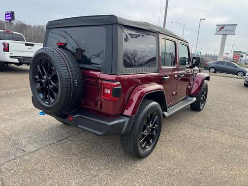 2022 Jeep Wrangler Unlimited 4xe Sahara