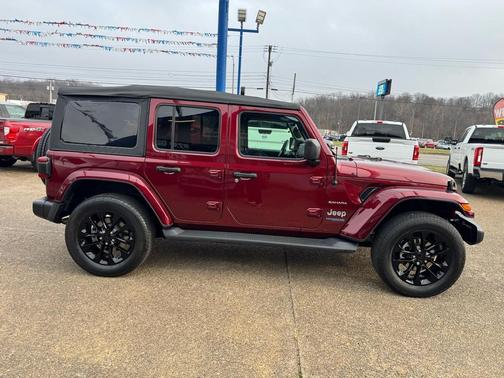 2022 Jeep Wrangler Unlimited 4xe Sahara
