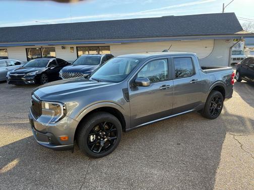 2025 Ford Maverick Lobo Standard