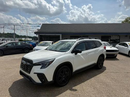 Crystal White Pearl 2023 Subaru Ascent Onyx Edition 7-Passenger