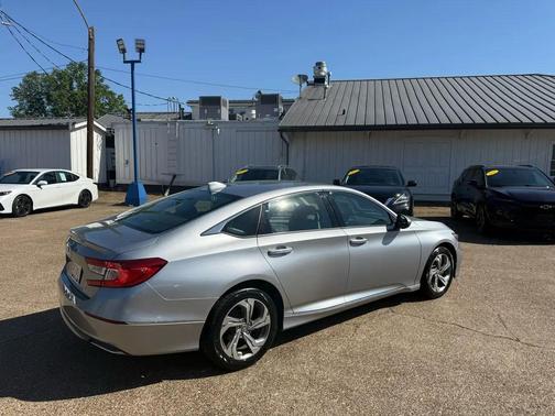 Lunar Silver Metallic 2019 Honda Accord EX-L
