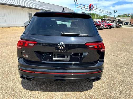 2022 Volkswagen Tiguan 2.0T SE R-Line Black