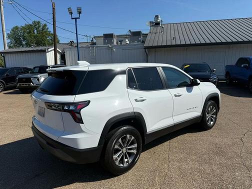 Summit White 2025 Chevrolet Equinox 1LT
