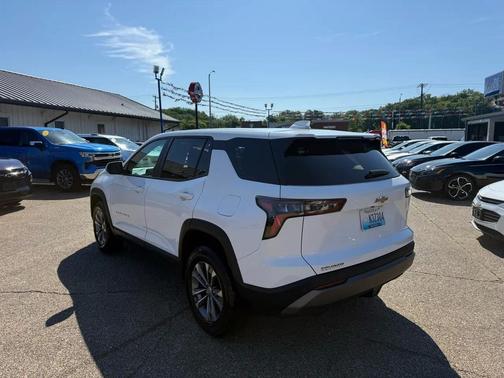 Summit White 2025 Chevrolet Equinox 1LT
