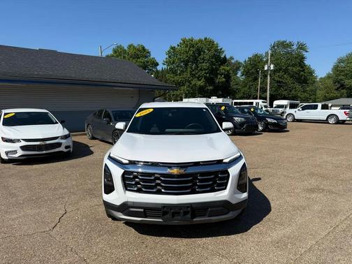 Summit White 2025 Chevrolet Equinox 1LT