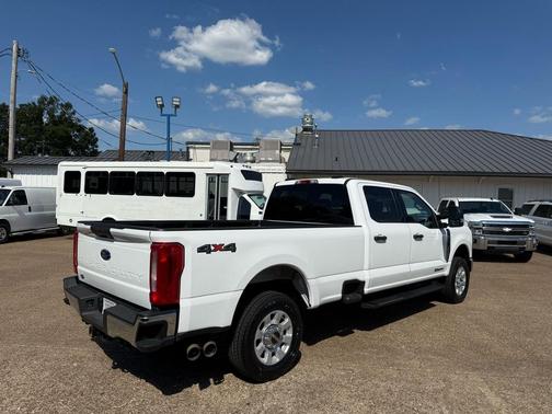 2024 Ford F-250 XLT