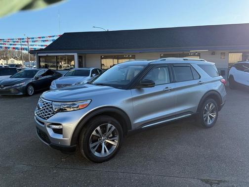 2020 Ford Explorer Platinum