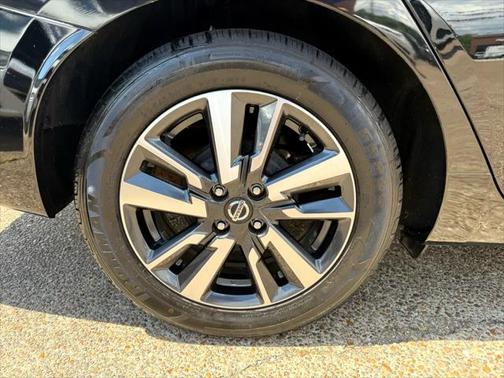 2021 Nissan Versa 1.6 SV