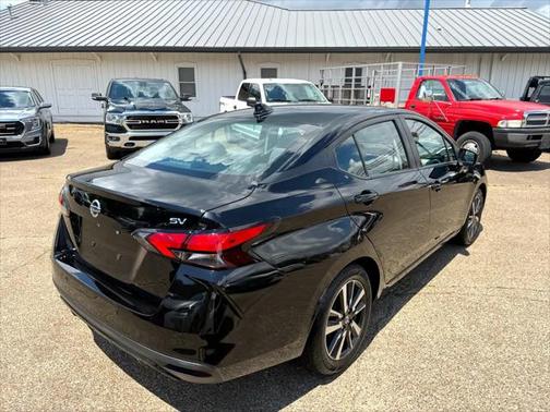2021 Nissan Versa 1.6 SV