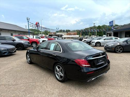 2017 Mercedes-Benz E-Class 4MATIC