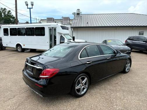 2017 Mercedes-Benz E-Class 4MATIC