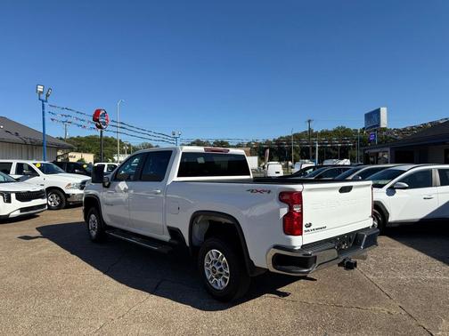 2024 Chevrolet Silverado 2500 LT