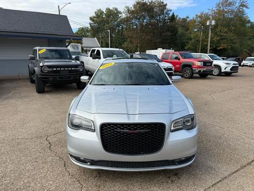 2023 Chrysler 300 S