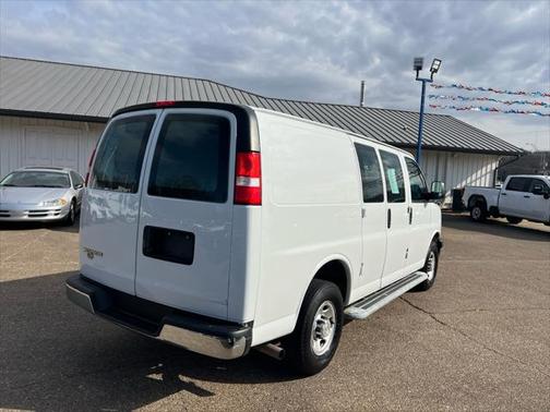 2022 Chevrolet Express 2500 RWD 2500 Regular Wheelbase WT