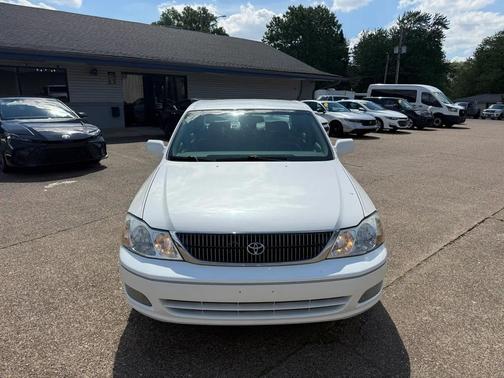 White Diamond Pearl 2001 Toyota Avalon XLS