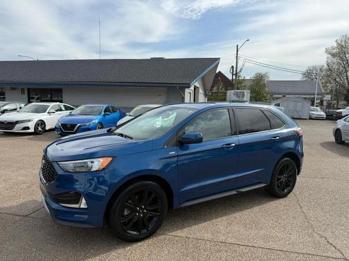 Atlas Blue Metallic 2022 Ford Edge ST Line