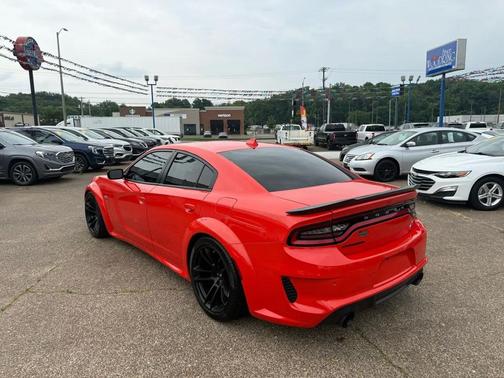 Go Mango 2023 Dodge Charger Scat Pack