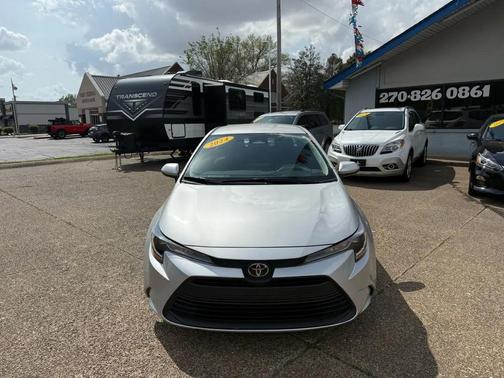 Classic Silver Metallic 2024 Toyota Corolla LE